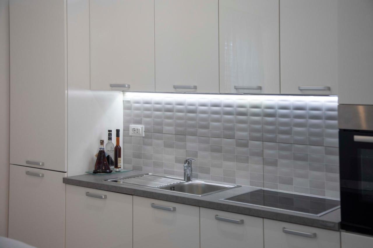 Apartment Fragola Макарска Экстерьер фото
