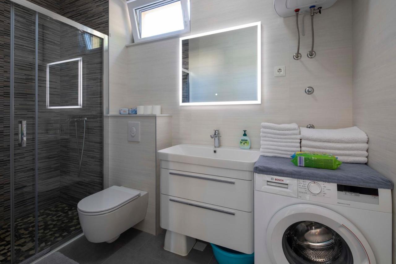 Apartment Fragola Макарска Экстерьер фото