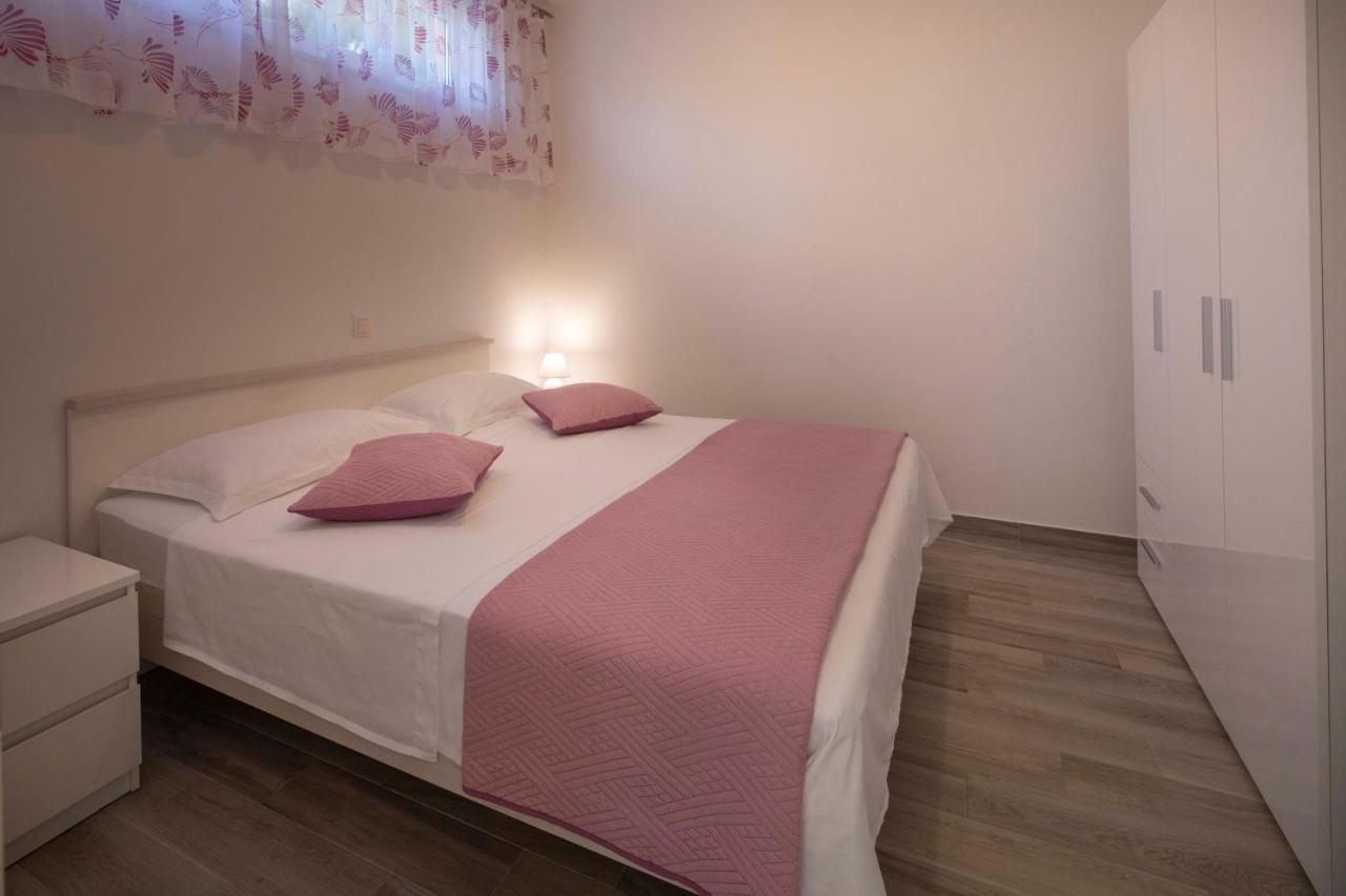 Apartment Fragola Макарска Экстерьер фото
